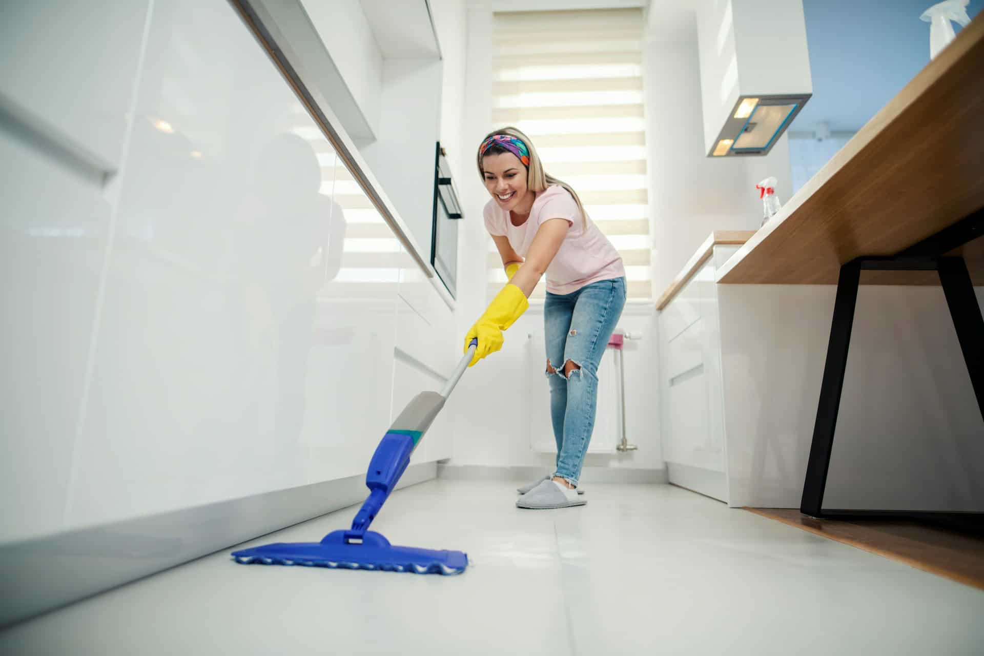 Fraser Commercial cleaner servicing a commercial office at night in Connecticut